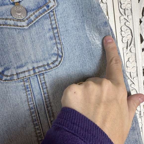 Y2K Cabi Light Wash Bell Flare Two Pocket Low Rise Denim Skirt Sz 4 - Picture 6 of 7